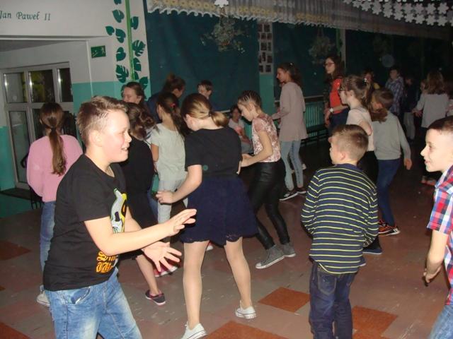 08.02.2018_DYSKOTEKA KARNAWAŁOWA27.JPG